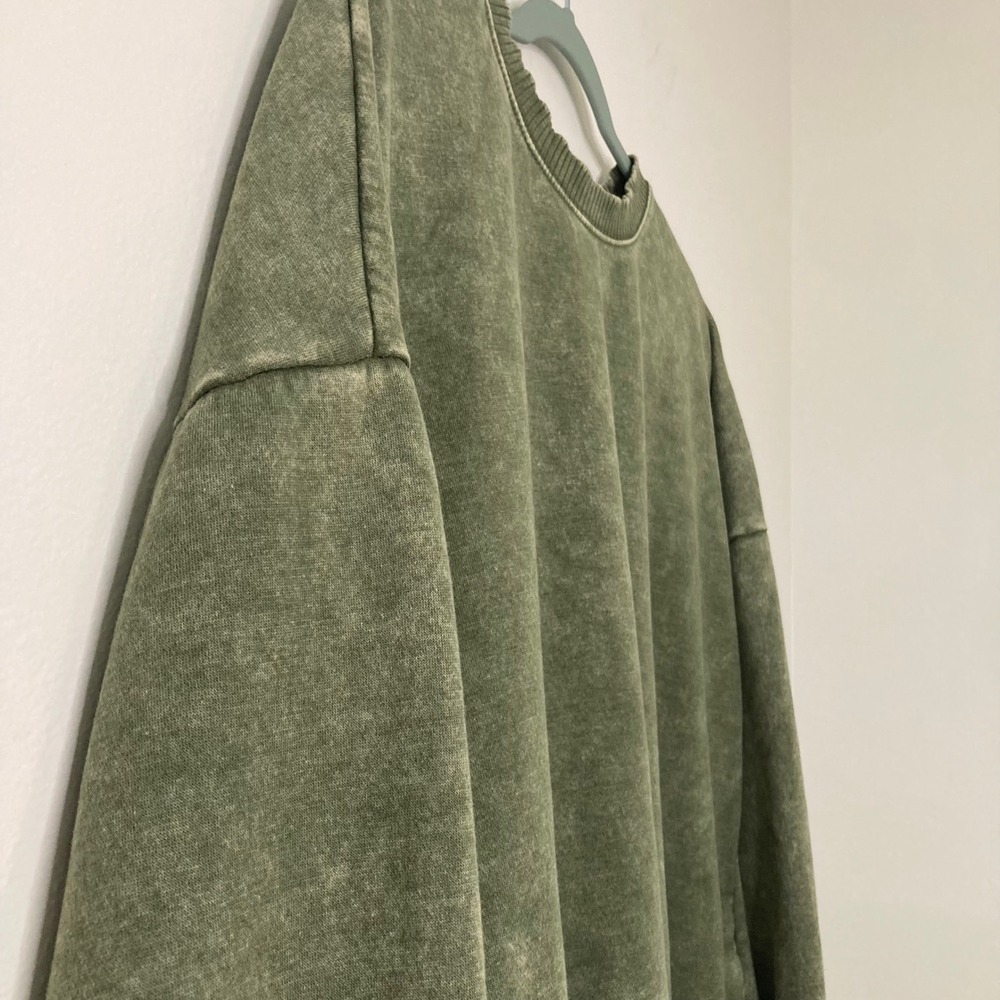 Zenana Green Mineral Wash Oversized Fleece Crew Neck Sweatshirt Pockets M Boho - Picture 4 of 11